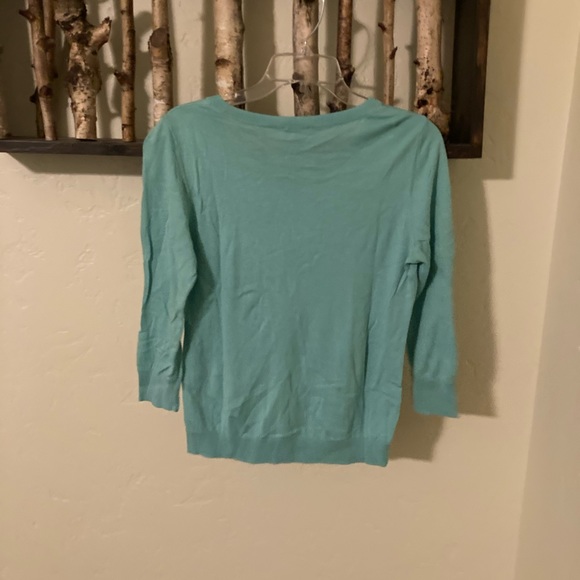 Light spring sweater - Picture 2 of 4